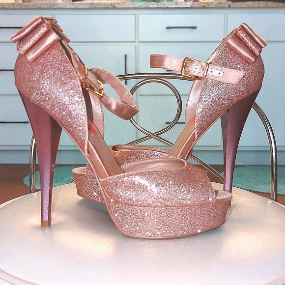 Betsy Johnson platform pink glitter Alexsaa 7.5M - Picture 2 of 9